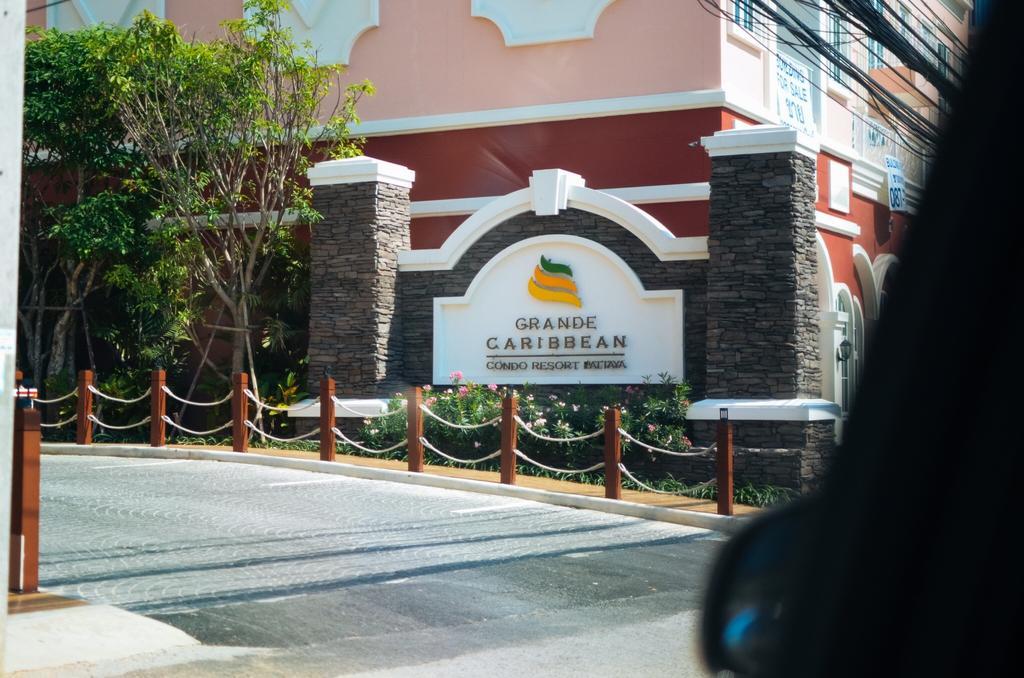 Grand Caribbean Resort Jomtian Pattaya Exteriör bild