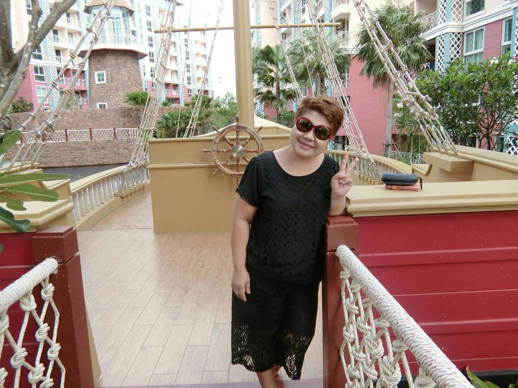 Grand Caribbean Resort Jomtian Pattaya Exteriör bild