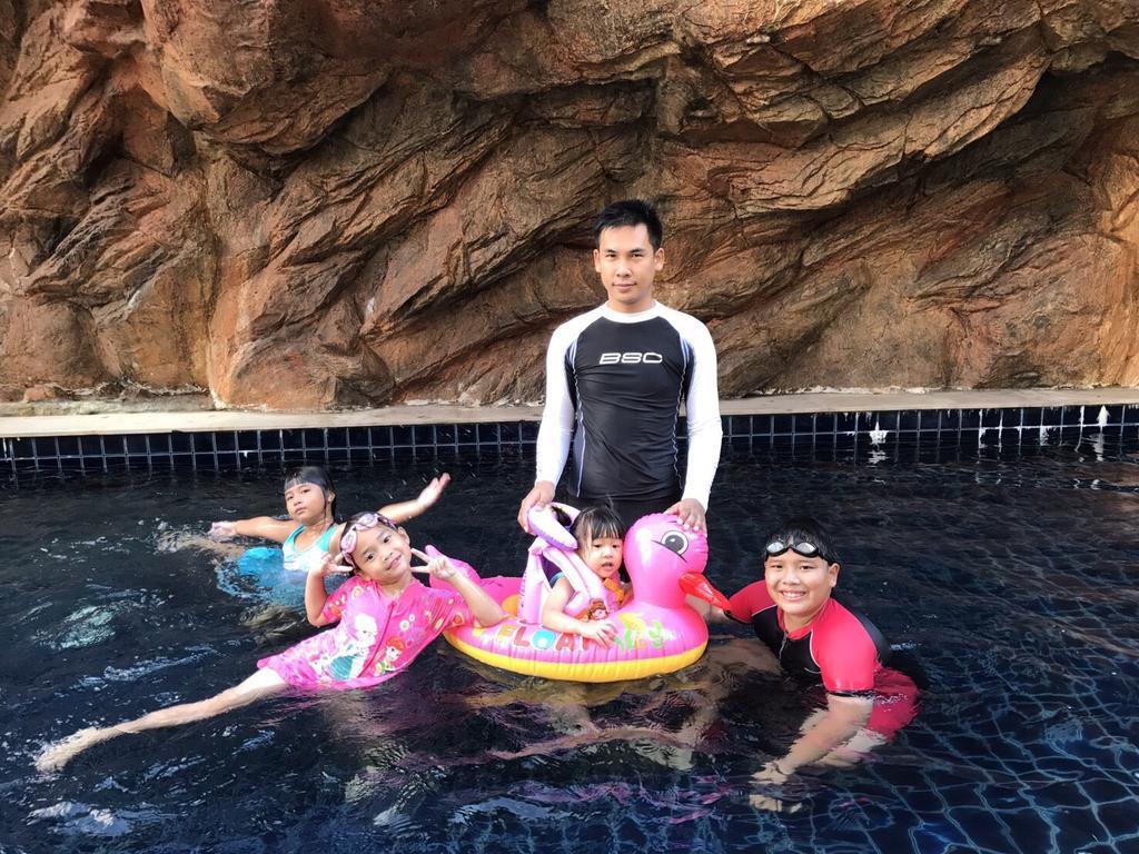 Grand Caribbean Resort Jomtian Pattaya Exteriör bild