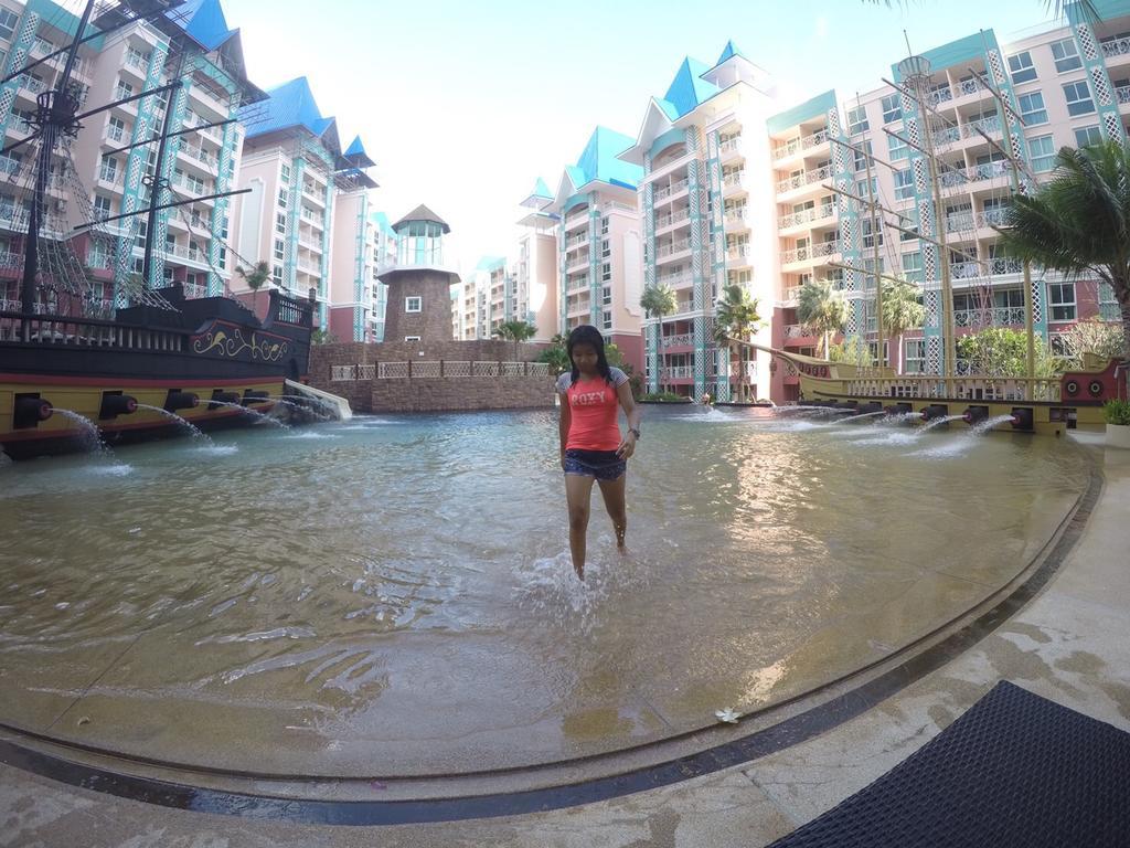 Grand Caribbean Resort Jomtian Pattaya Exteriör bild