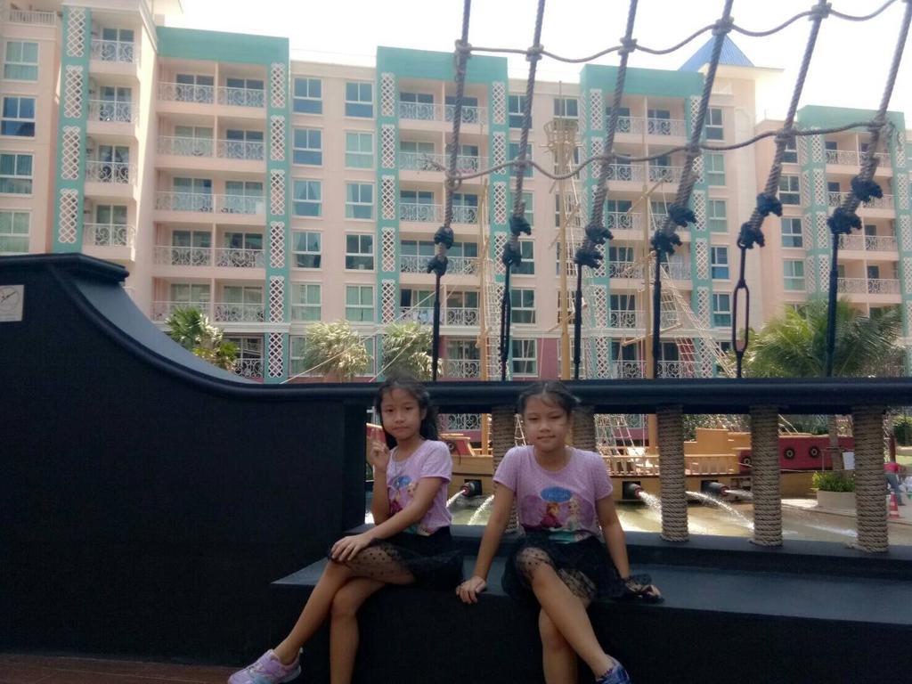 Grand Caribbean Resort Jomtian Pattaya Exteriör bild